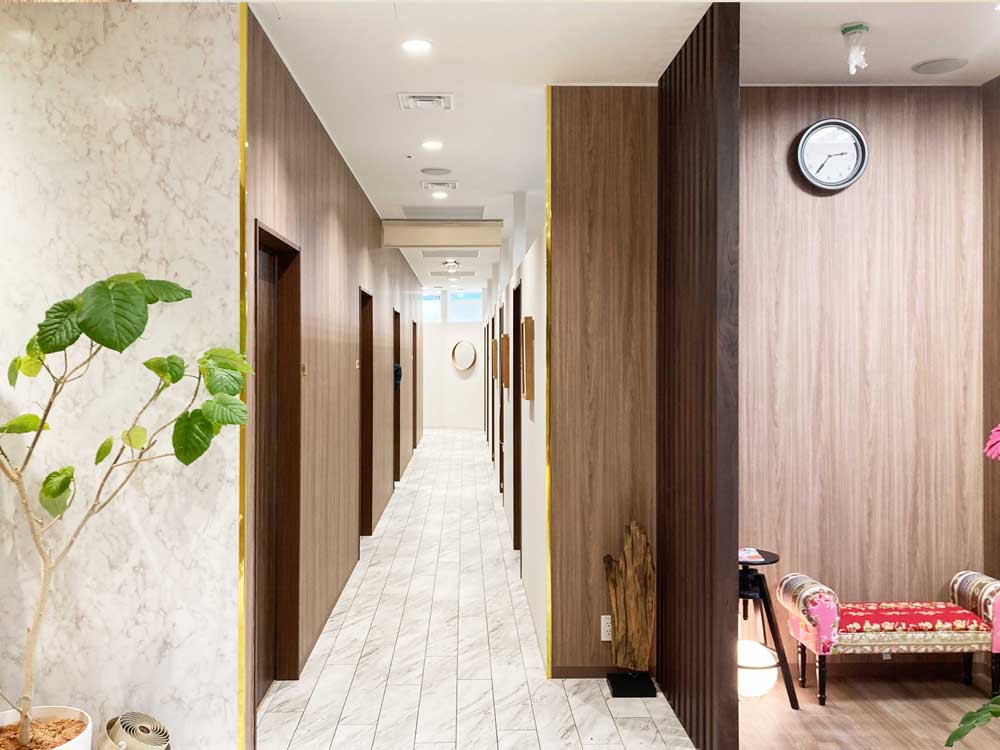 八王子クリニック新宿の待合室